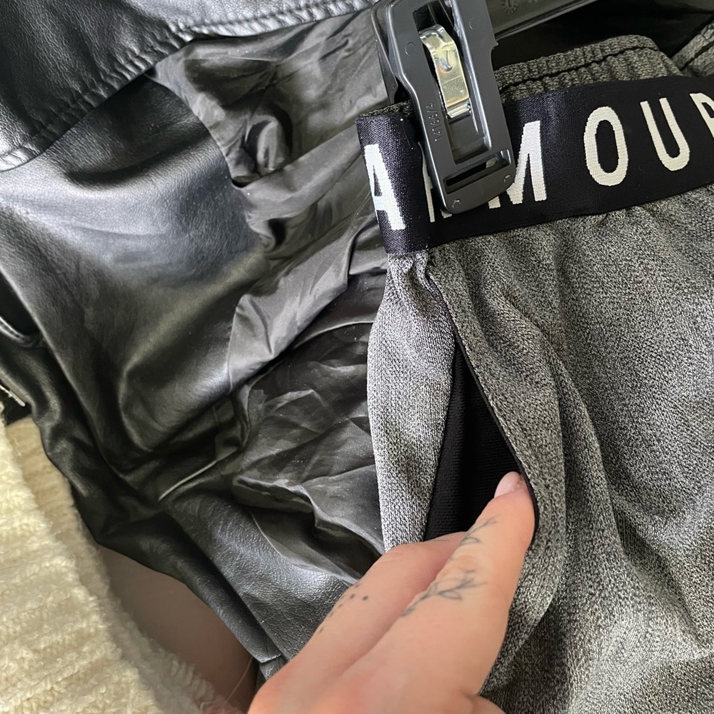 Under Armour Shirts with pockets